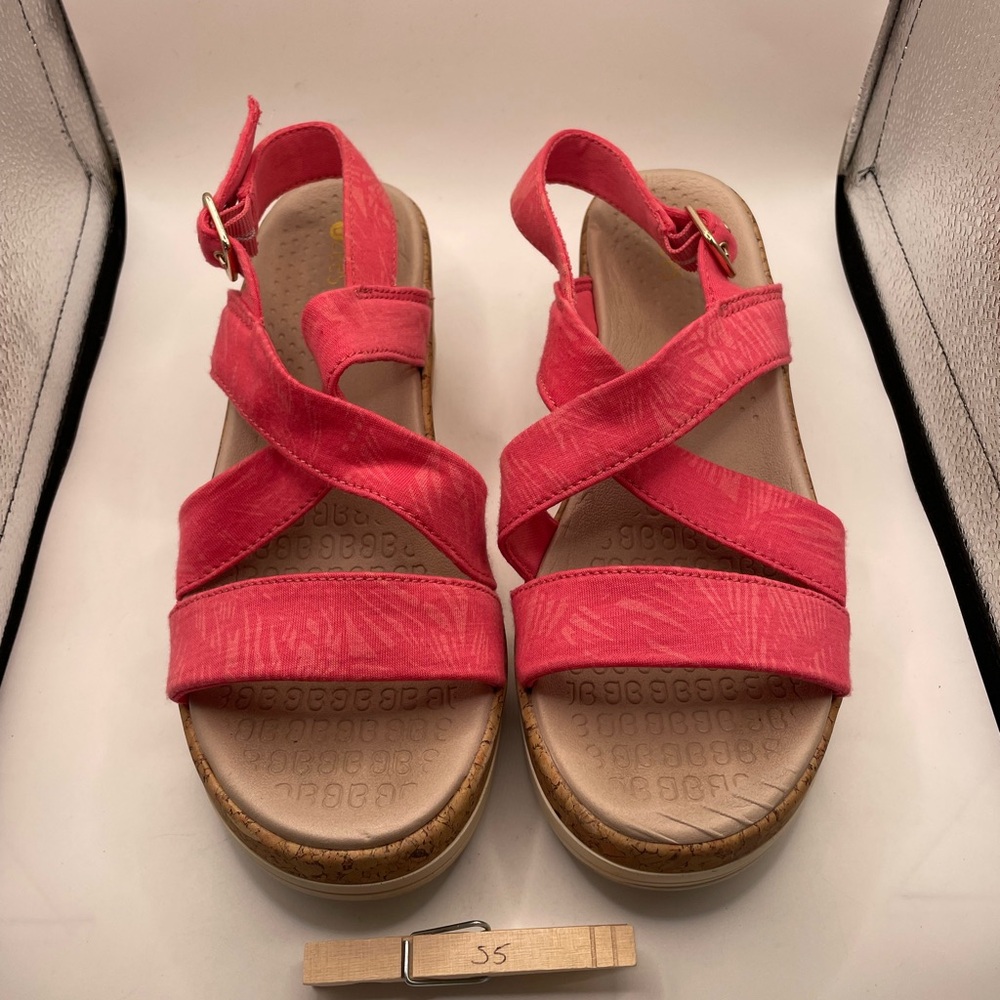 Bzees Radiant womens pink platform sandals size 7 - Picture 3 of 9
